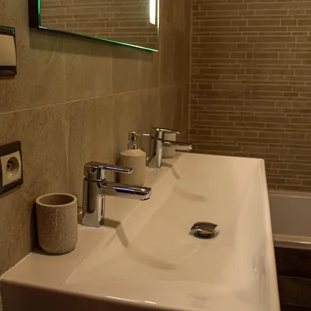 아파트 - Edlhof 브라티슬라바