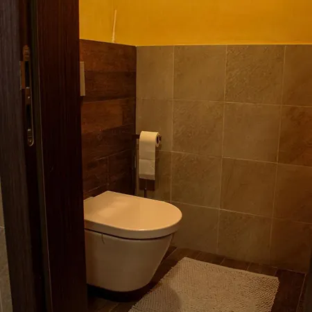 - Edlhof * Bratislava