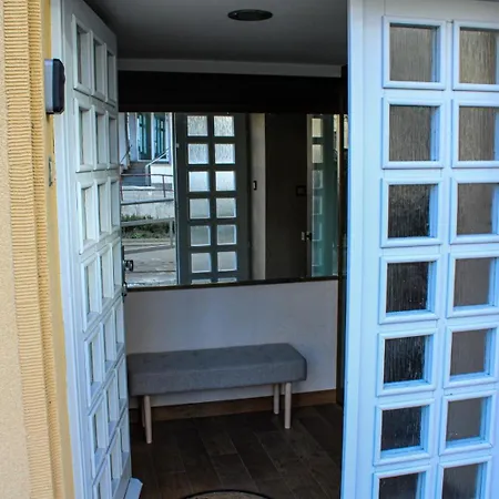 - Edlhof Apartment *