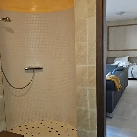 - Edlhof Apartment Bratislava